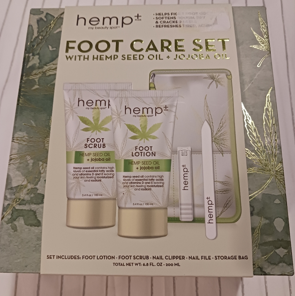 NWT! HEMP FOOT CARE KIT